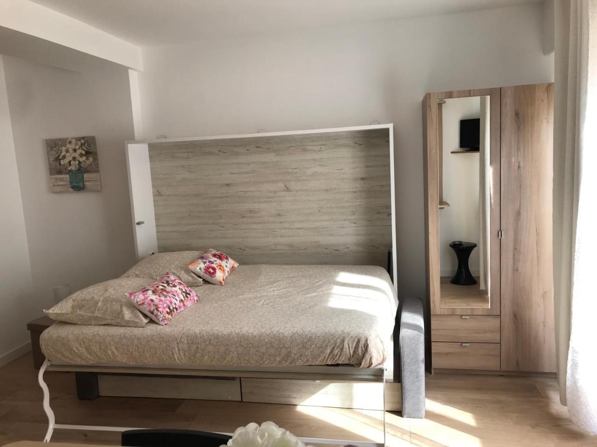 Appartement Maroelvi Menton Buitenkant foto